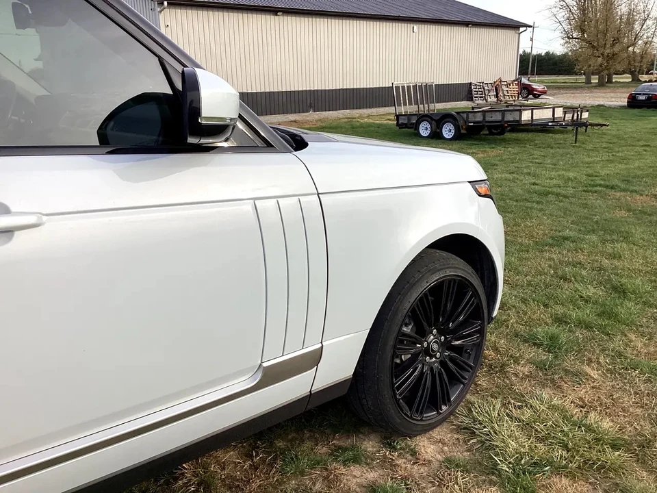 2016 Land Rover Range Rover L405 - Image 19 of 31