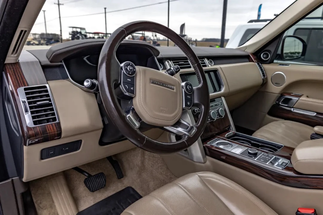 2016 Land Rover Range Rover L405 - Image 24 of 31