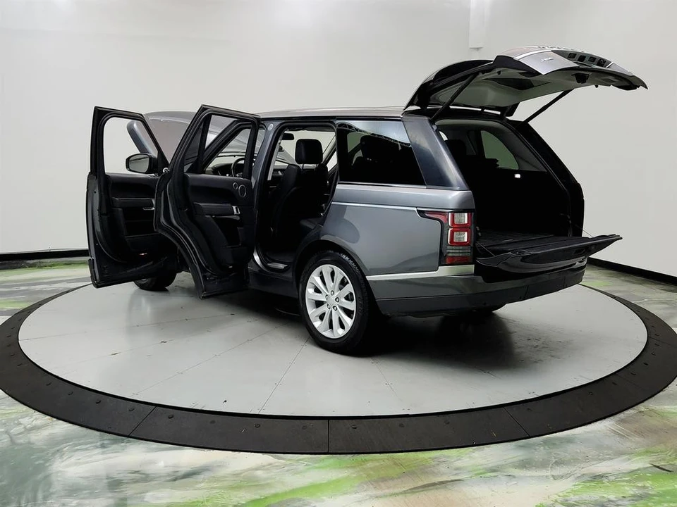 2016 Land Rover Range Rover L405 - Image 12 of 21