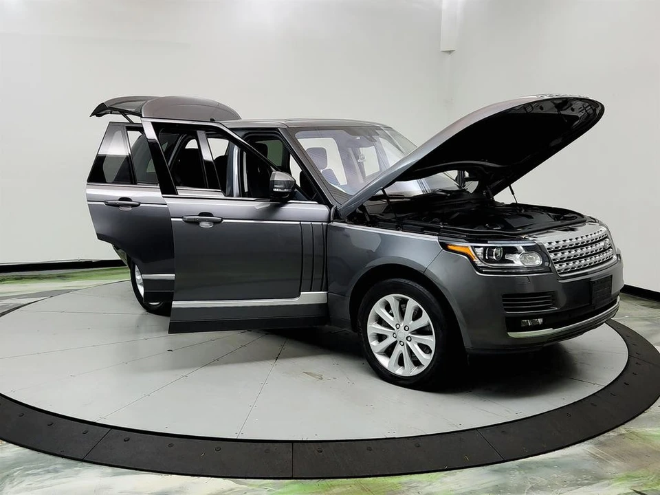 2016 Land Rover Range Rover L405 - Image 10 of 21