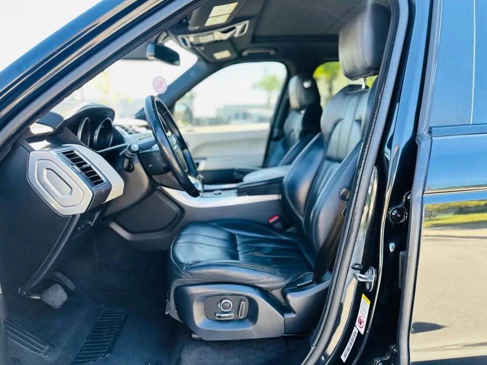 2016 Land Rover Range Rover L405 - Image 9 of 20