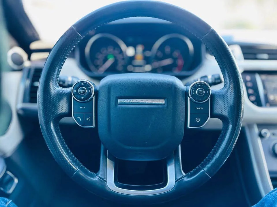 2016 Land Rover Range Rover L405 - Image 16 of 20