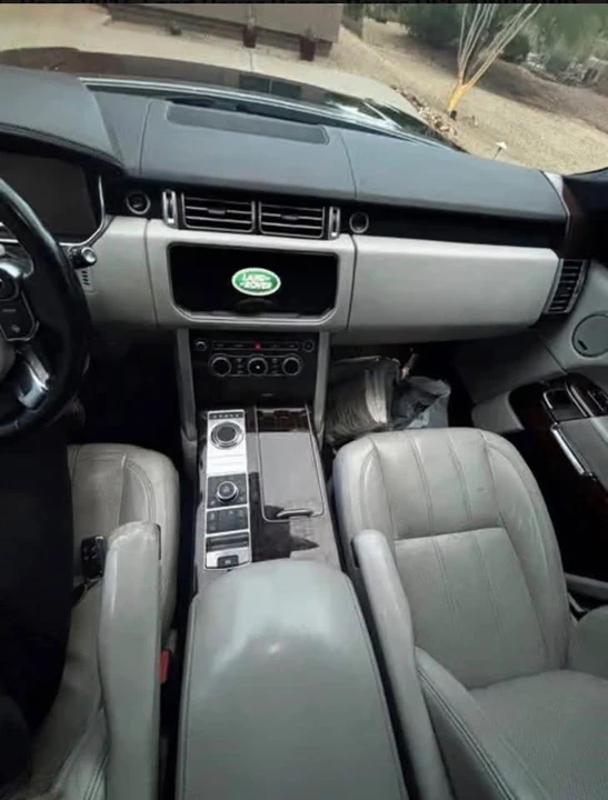 2016 Land Rover Range Rover L405 - Image 6 of 14