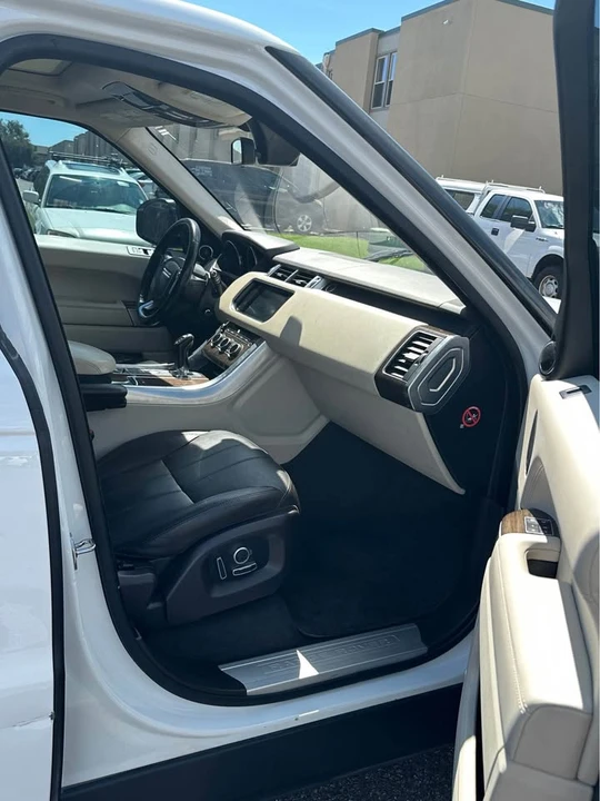 2016 Land Rover Range Rover L405 - Image 6 of 19