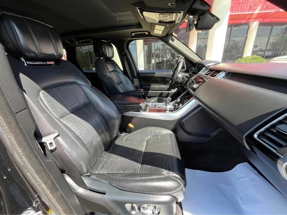 2016 Land Rover Range Rover L405 - Image 10 of 14