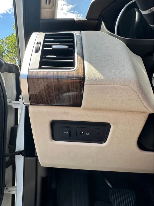 2016 Land Rover Range Rover L405 - Image 13 of 19