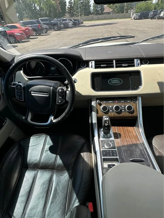 2016 Land Rover Range Rover L405 - Image 8 of 19