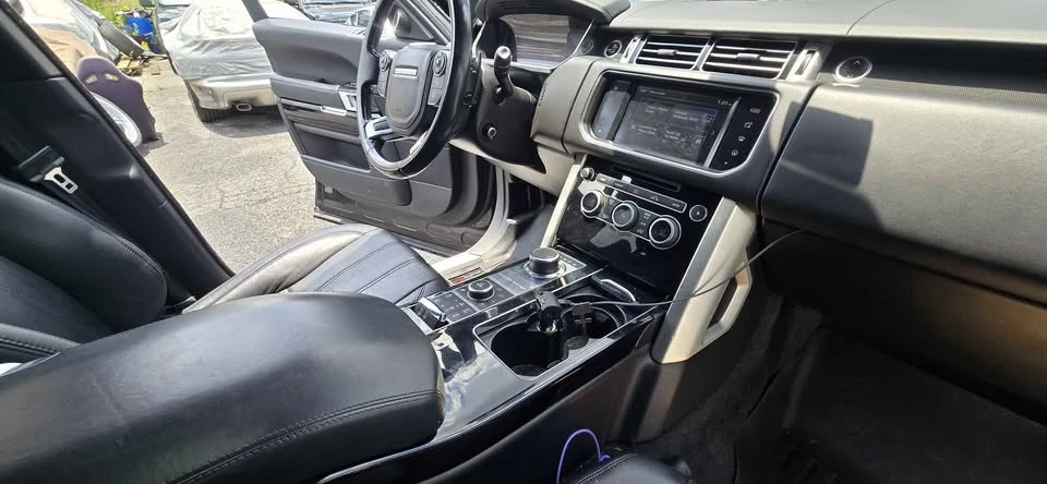 2016 Land Rover Range Rover L405 - Image 8 of 15