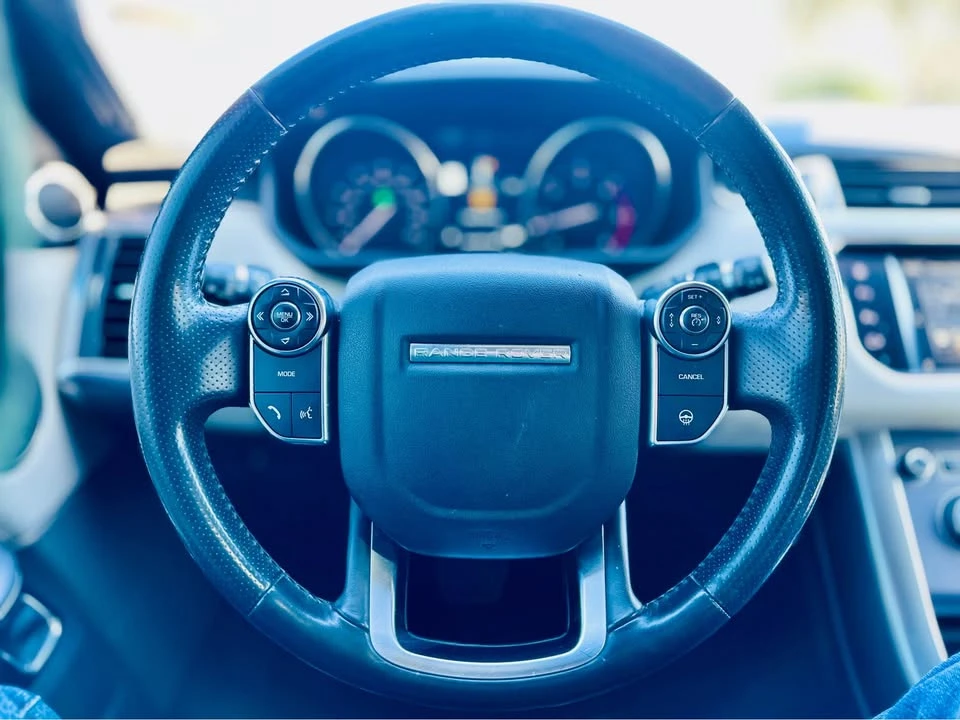 2016 Land Rover Range Rover L405 - Image 14 of 19