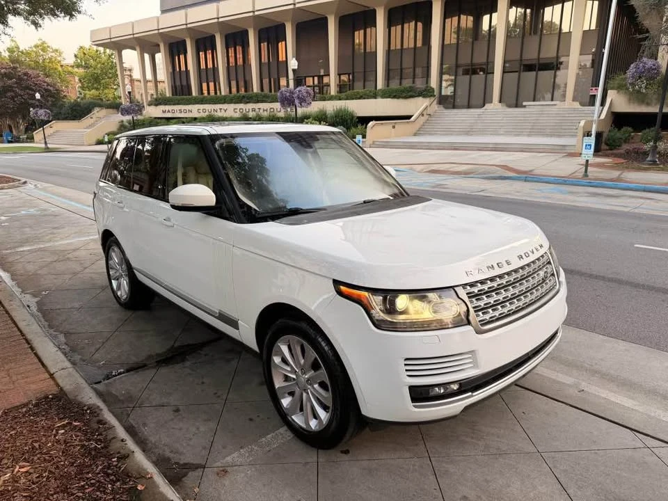 2016 Land Rover Range Rover L405 - Image 5 of 17