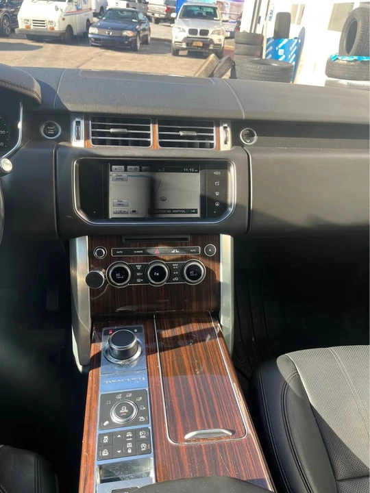 2016 Land Rover Range Rover L405 - Image 4 of 14