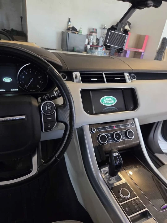 2016 Land Rover Range Rover L405 - Image 5 of 16