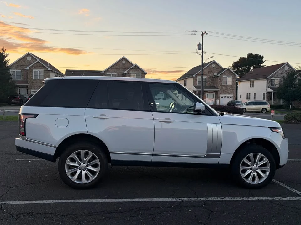 2016 Land Rover Range Rover L405 - Image 4 of 19