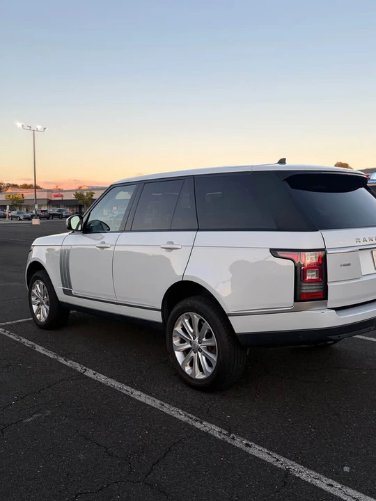 2016 Land Rover Range Rover L405 - Image 5 of 19