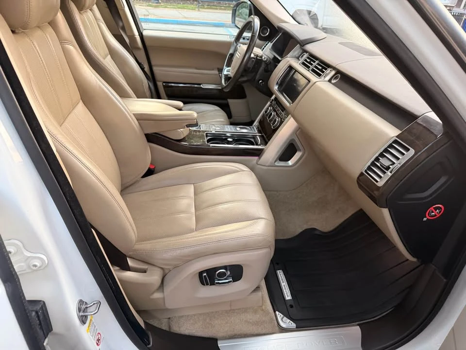 2016 Land Rover Range Rover L405 - Image 9 of 17