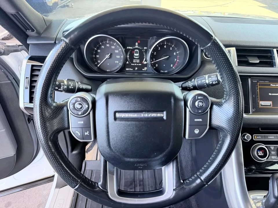 2016 Land Rover Range Rover L405 - Image 8 of 20
