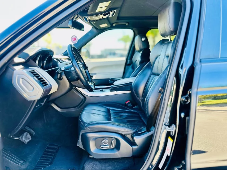 2016 Land Rover Range Rover L405 - Image 10 of 19