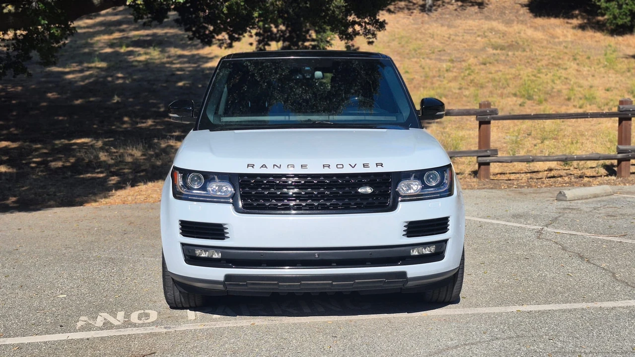 2016 Land Rover Range Rover L405 - Image 12 of 31