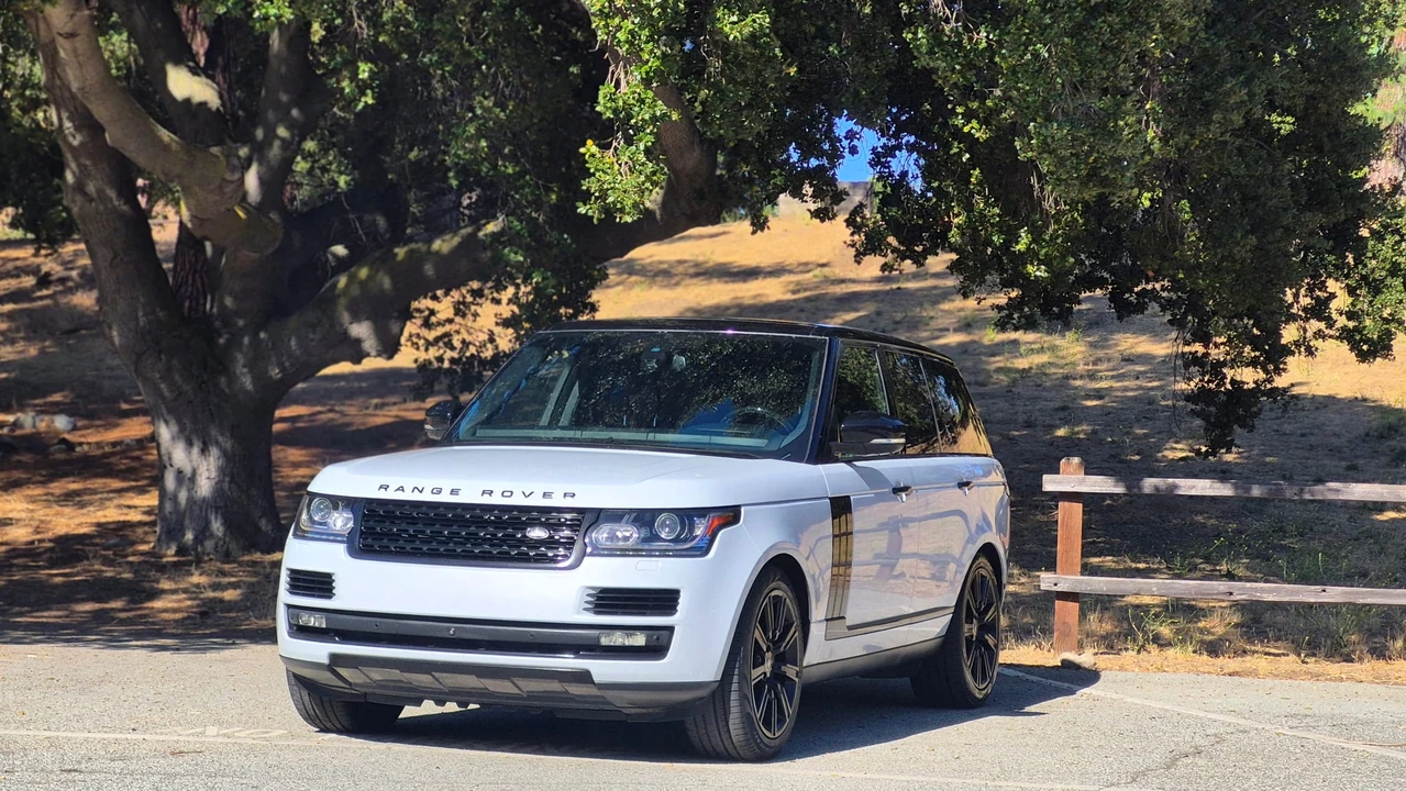 2016 Land Rover Range Rover L405 - Image 4 of 31