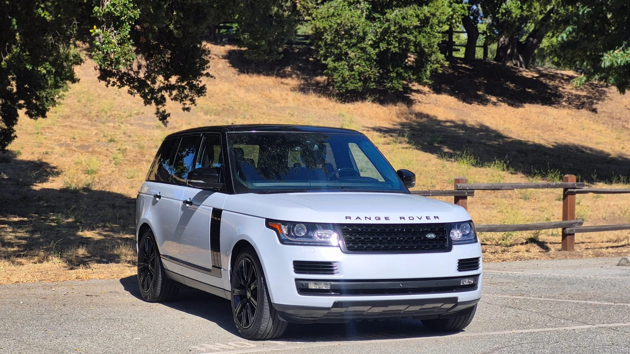 2016 Land Rover Range Rover L405 - Image 15 of 31