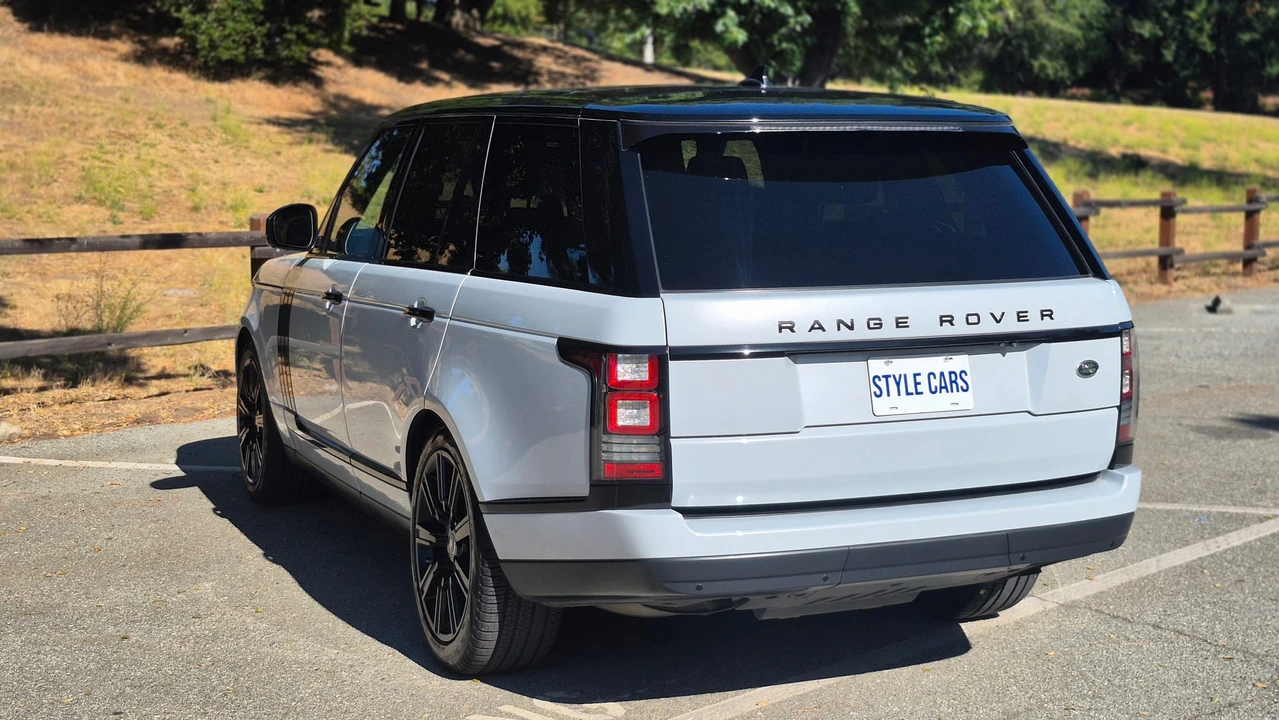2016 Land Rover Range Rover L405 - Image 29 of 31
