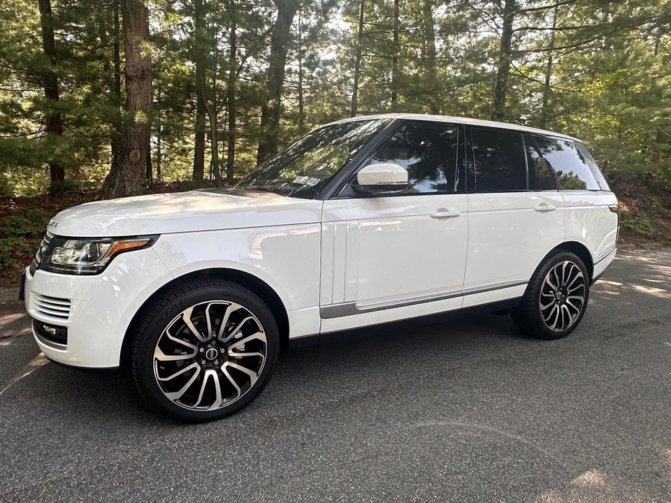 2016 Land Rover Range Rover L405 - Image 2 of 31
