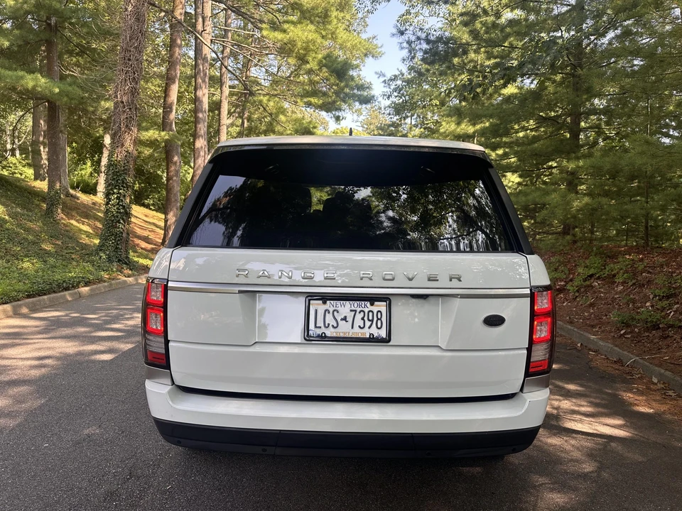 2016 Land Rover Range Rover L405 - Image 15 of 31