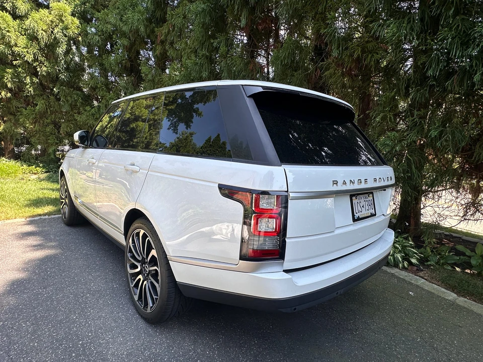 2016 Land Rover Range Rover L405 - Image 18 of 31