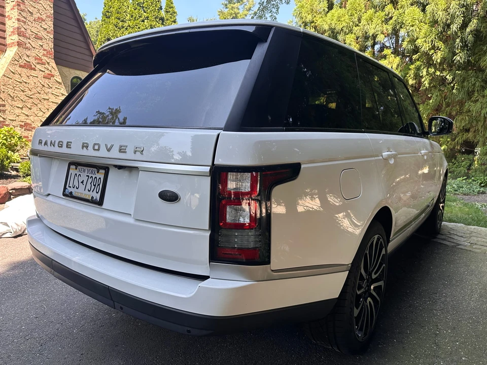 2016 Land Rover Range Rover L405 - Image 14 of 31