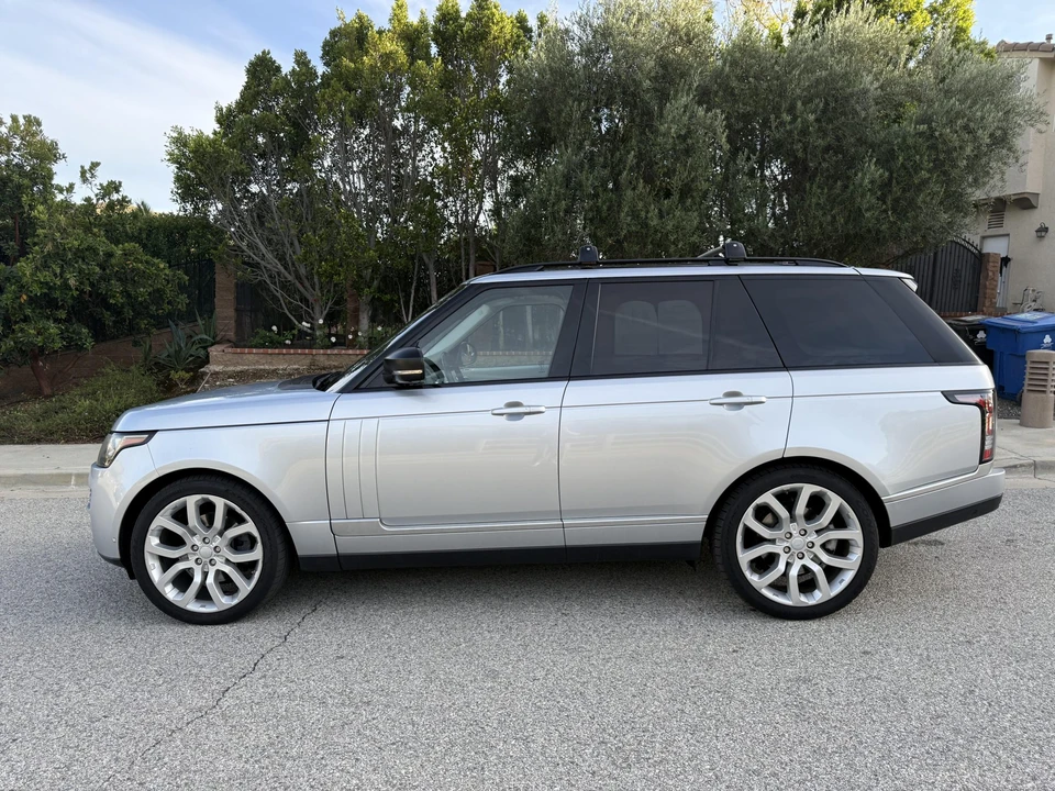 2016 Land Rover Range Rover L405 - Image 12 of 31