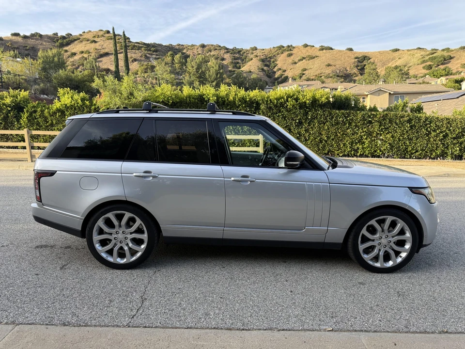 2016 Land Rover Range Rover L405 - Image 5 of 31