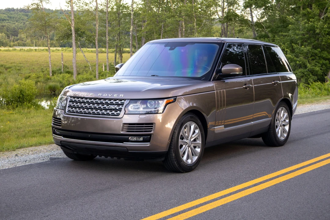 2016 Land Rover Range Rover L405 - Image 2 of 31
