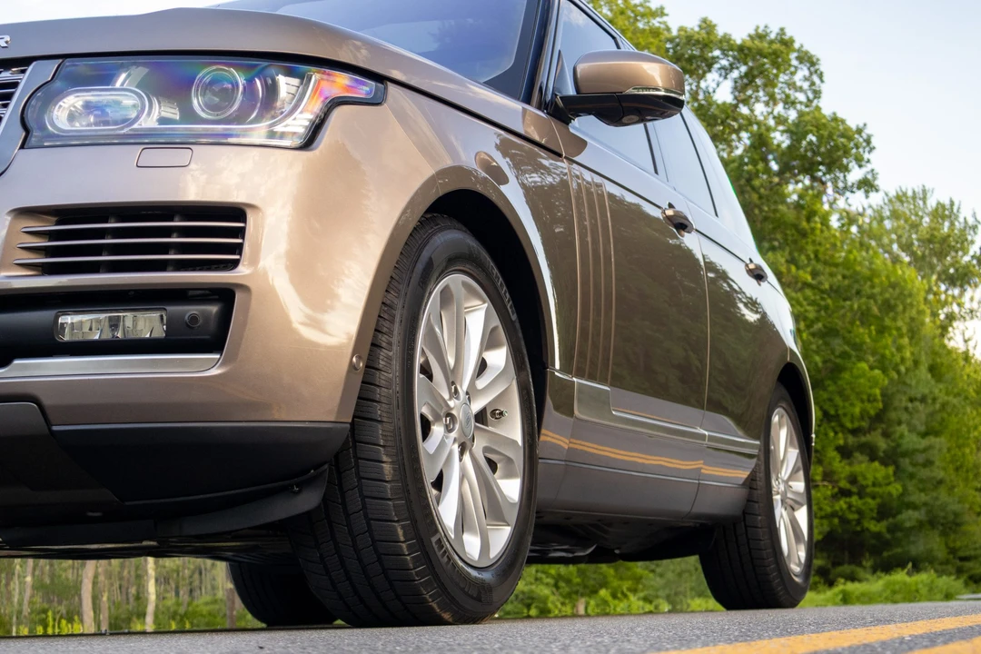 2016 Land Rover Range Rover L405 - Image 13 of 31