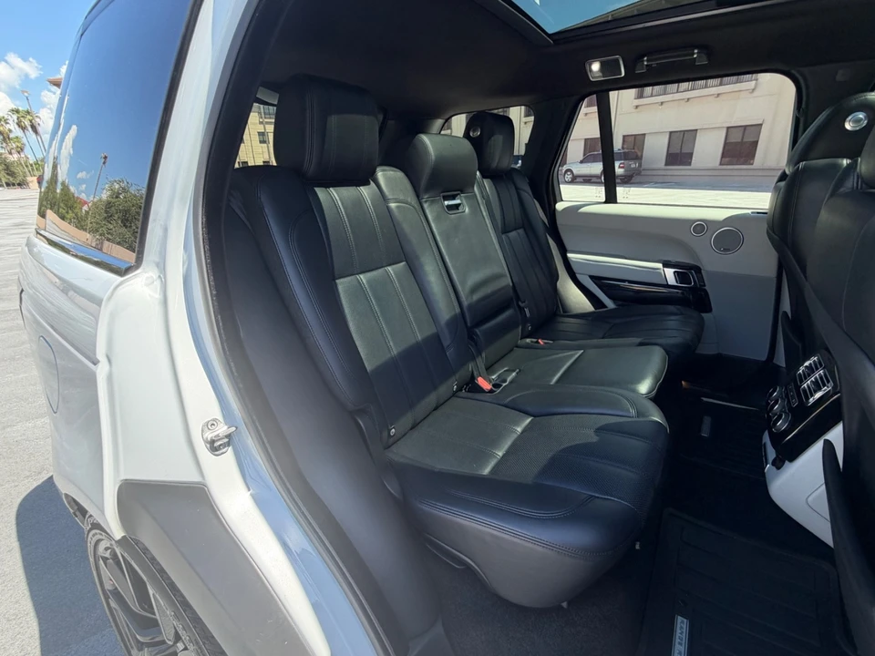2016 Land Rover Range Rover L405 - Image 27 of 31
