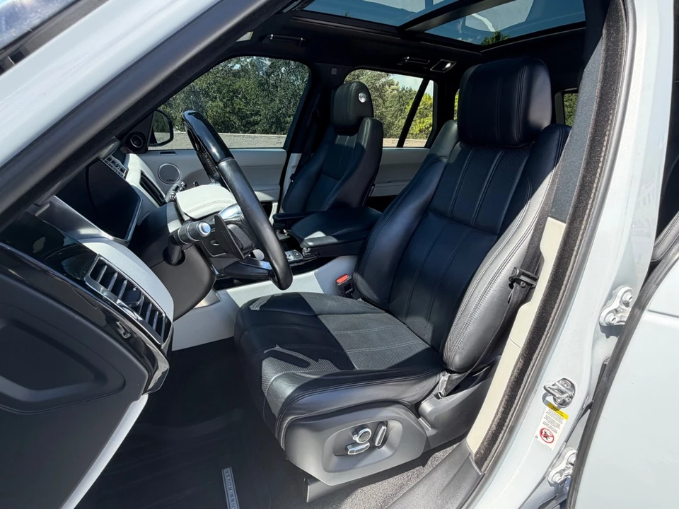 2016 Land Rover Range Rover L405 - Image 21 of 31
