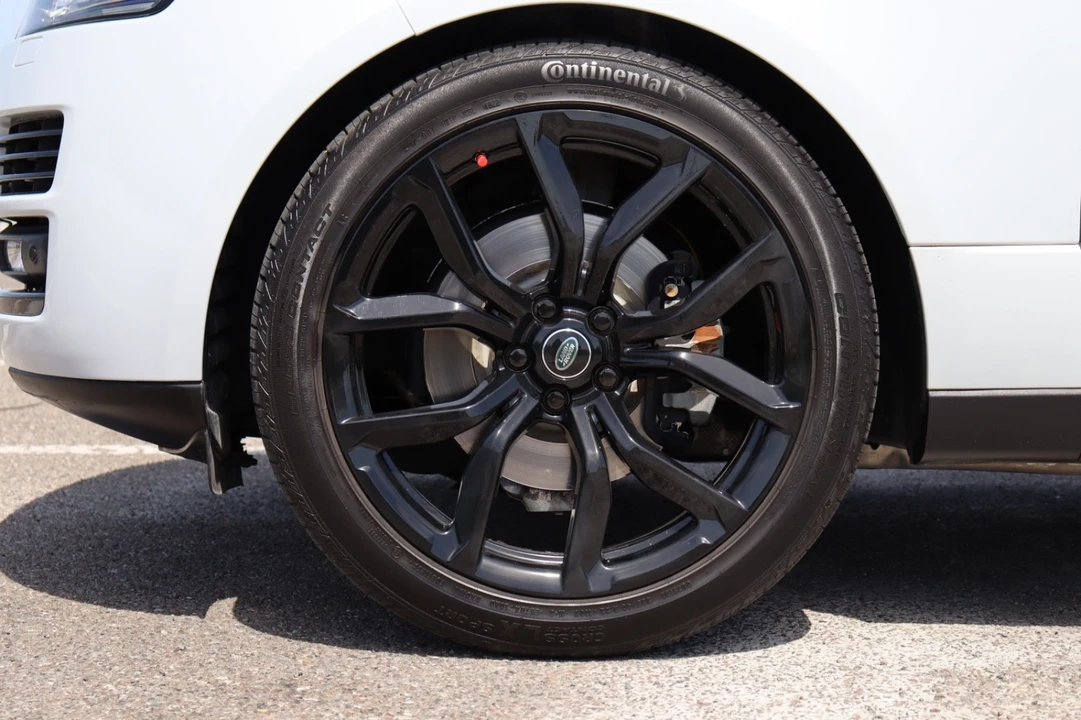 2016 Land Rover Range Rover L405 - Image 15 of 31