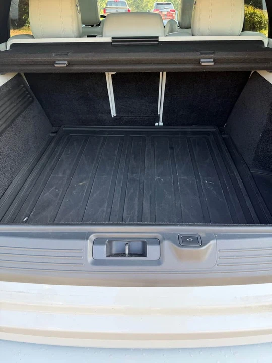 2016 Land Rover Range Rover L405 - Image 17 of 20