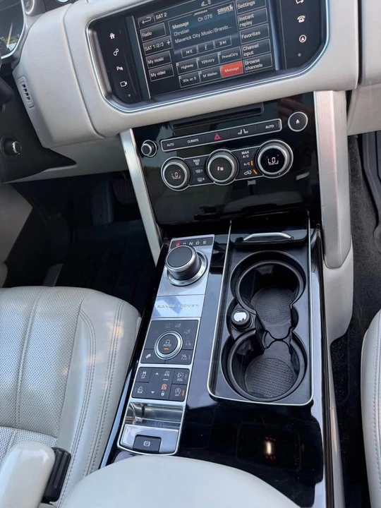 2016 Land Rover Range Rover L405 - Image 10 of 20