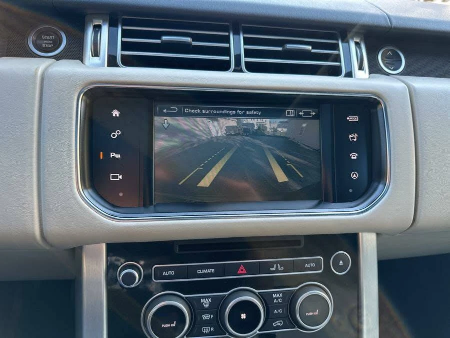 2016 Land Rover Range Rover L405 - Image 10 of 19