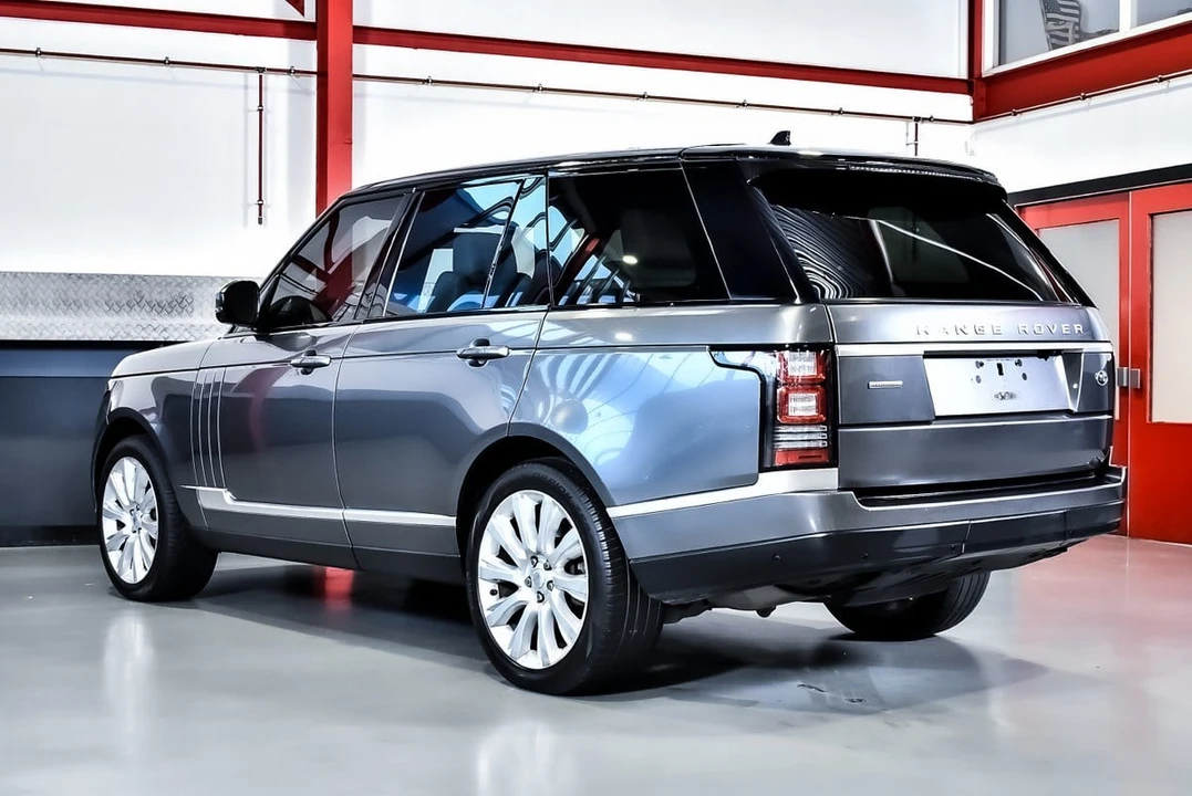 2016 Land Rover Range Rover L405 - Image 23 of 31