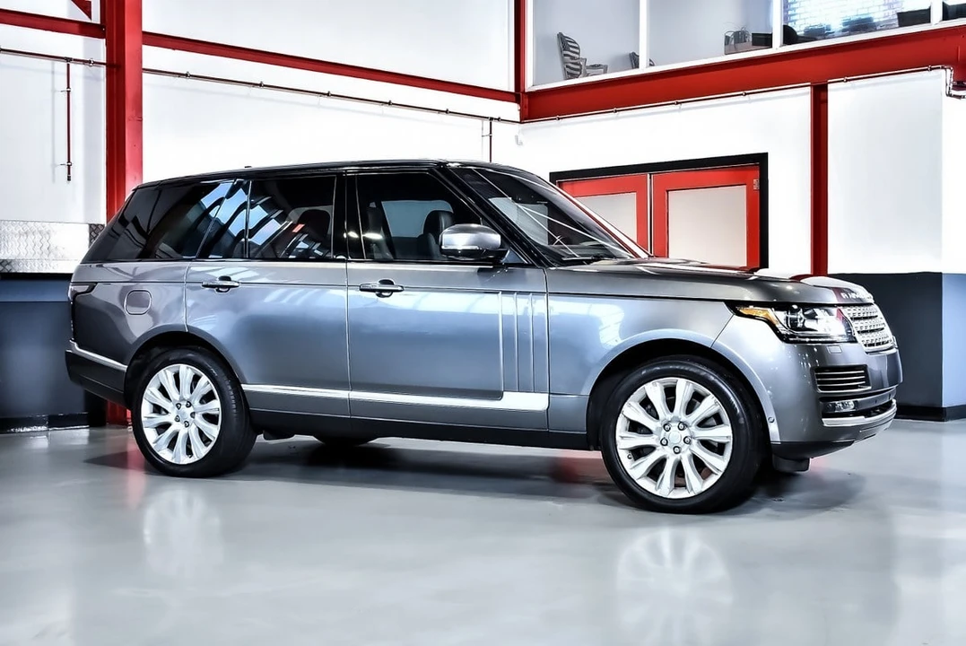 2016 Land Rover Range Rover L405 - Image 14 of 31
