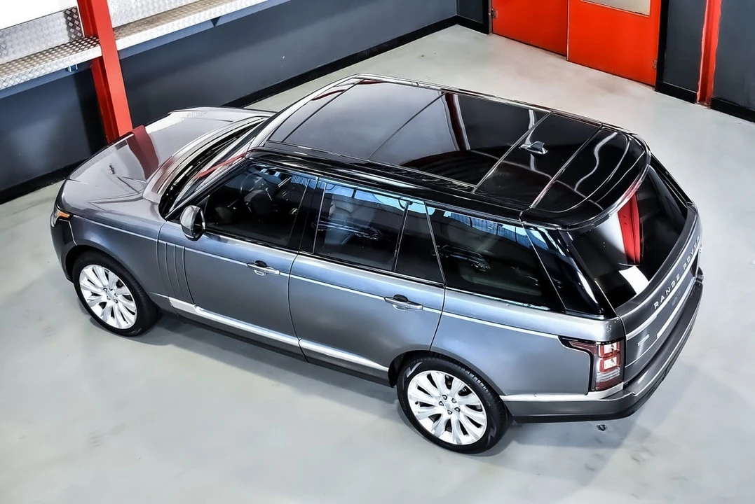 2016 Land Rover Range Rover L405 - Image 28 of 31