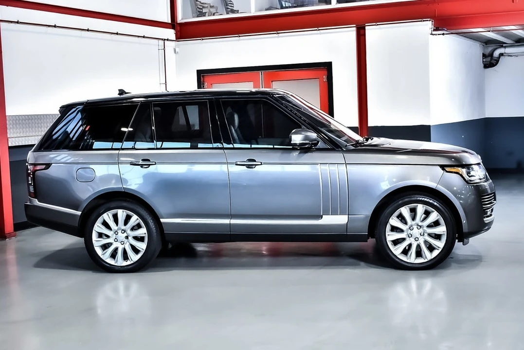 2016 Land Rover Range Rover L405 - Image 15 of 31