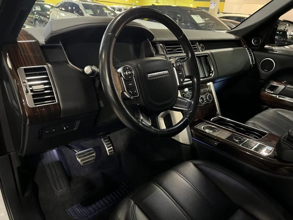 2016 Land Rover Range Rover L405 - Image 11 of 17