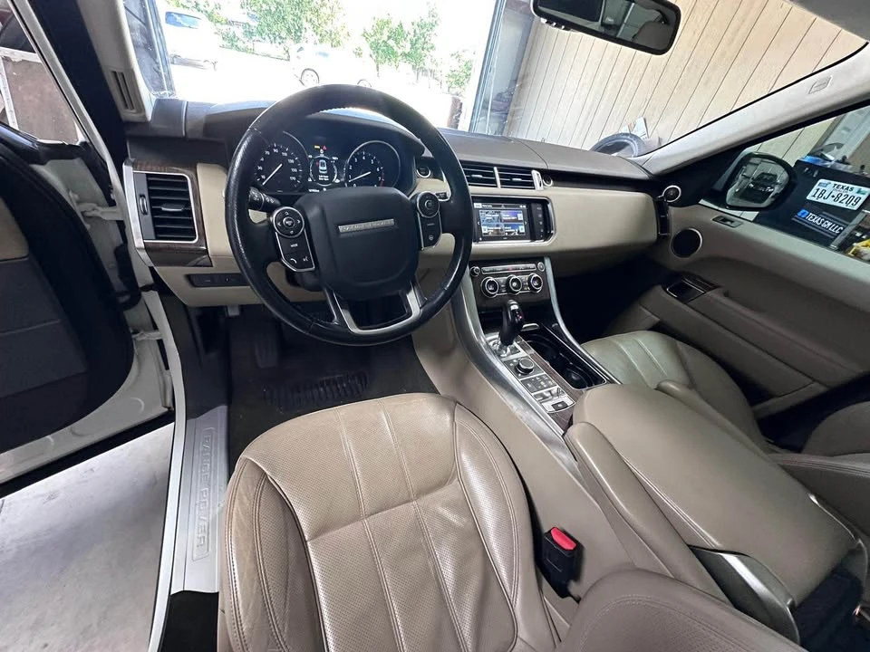 2016 Land Rover Range Rover L405 - Image 12 of 14