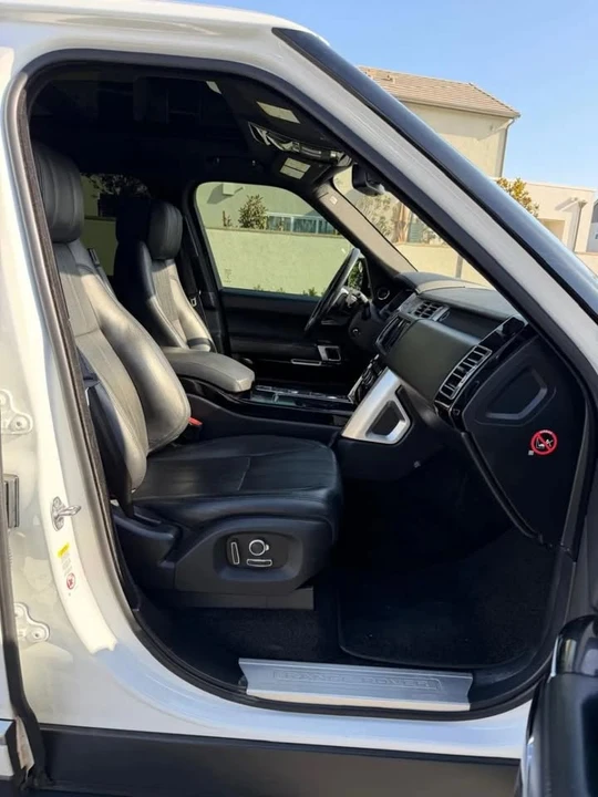 2016 Land Rover Range Rover L405 - Image 8 of 11