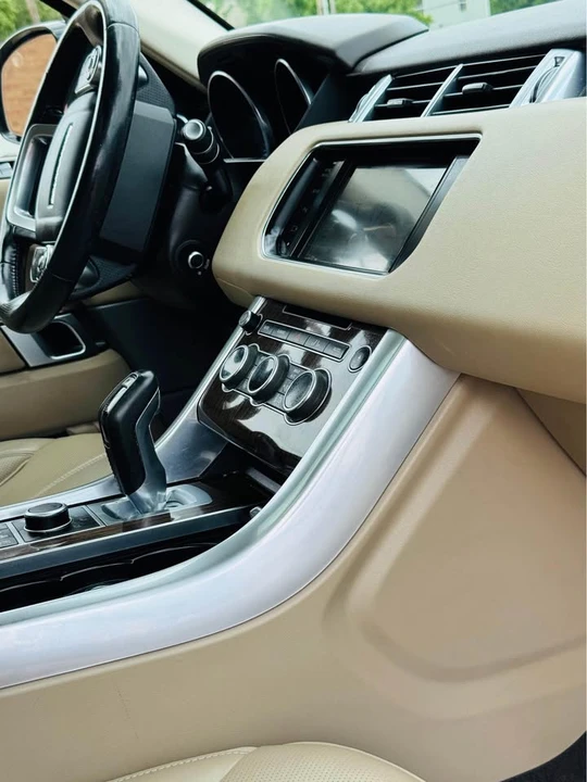 2016 Land Rover Range Rover L405 - Image 13 of 18