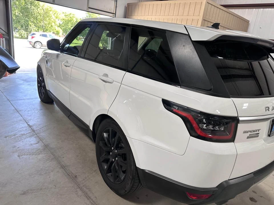 2016 Land Rover Range Rover L405 - Image 10 of 14