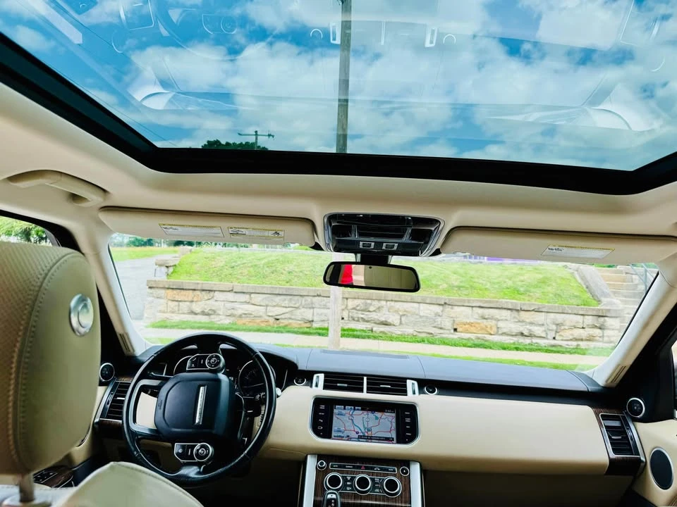 2016 Land Rover Range Rover L405 - Image 17 of 18