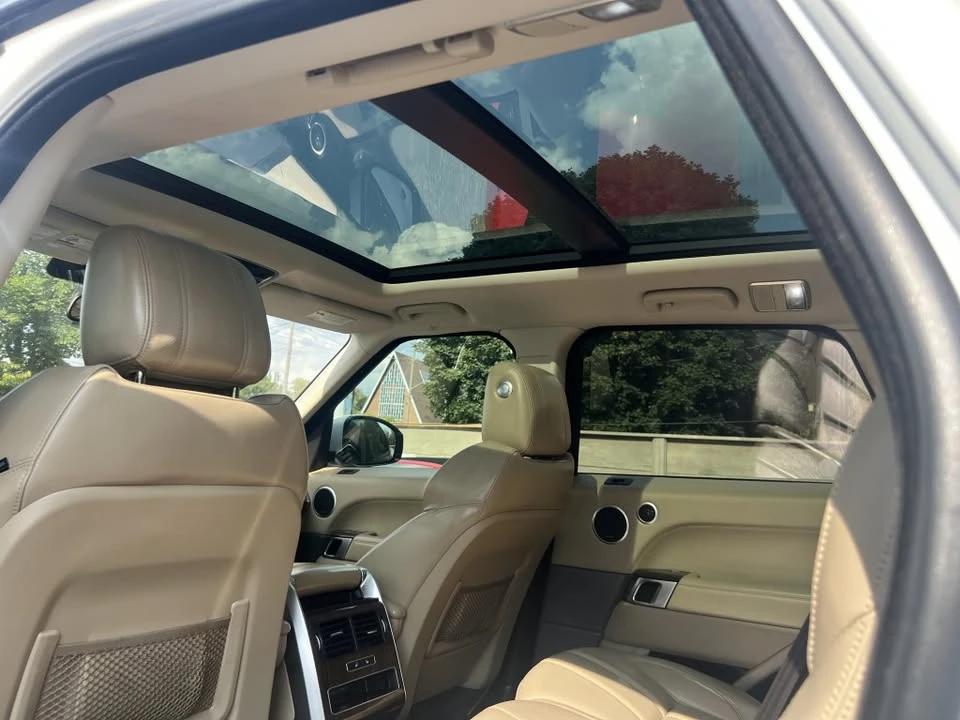 2016 Land Rover Range Rover L405 - Image 11 of 15